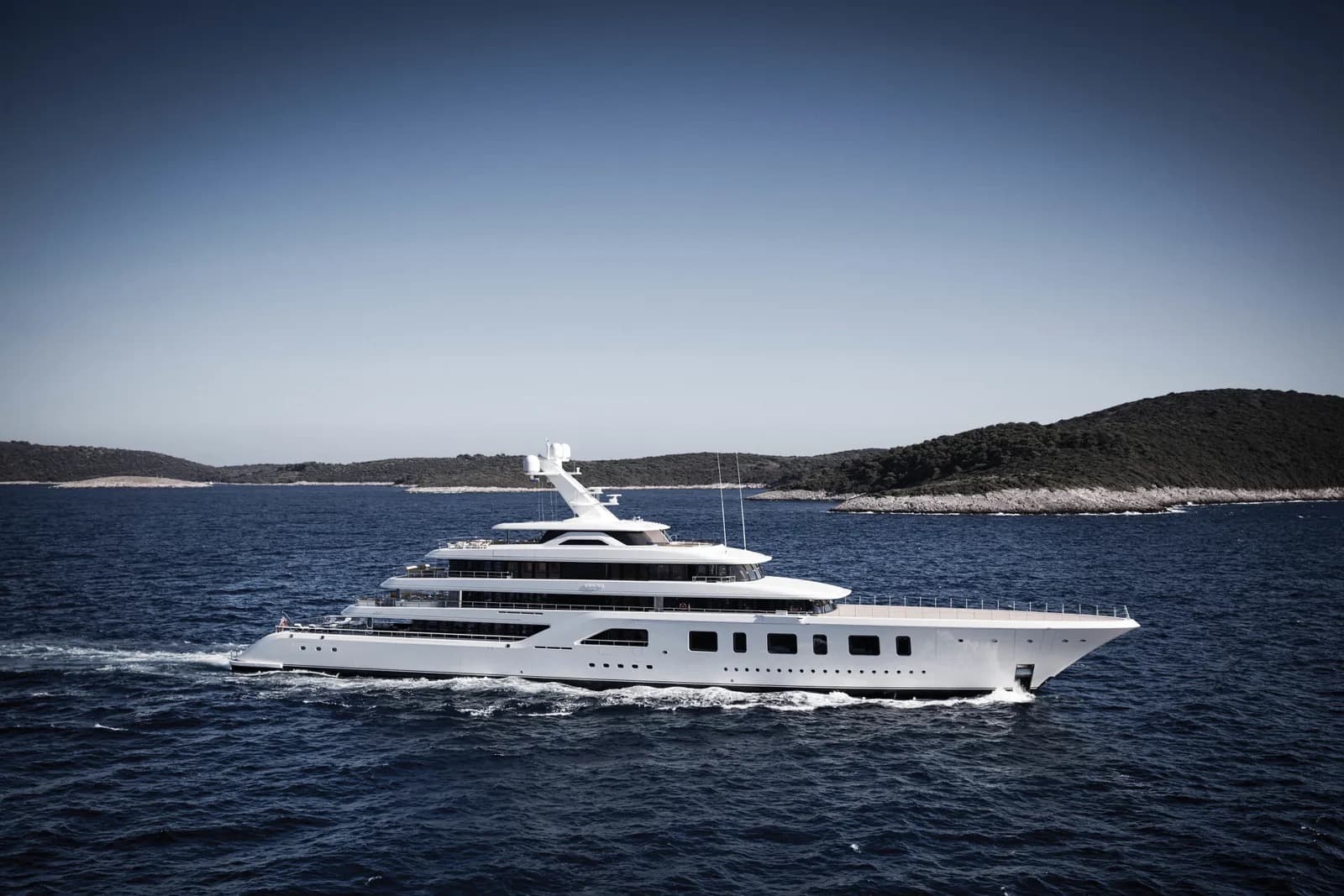 Feadship Aquarius — 92m superyacht