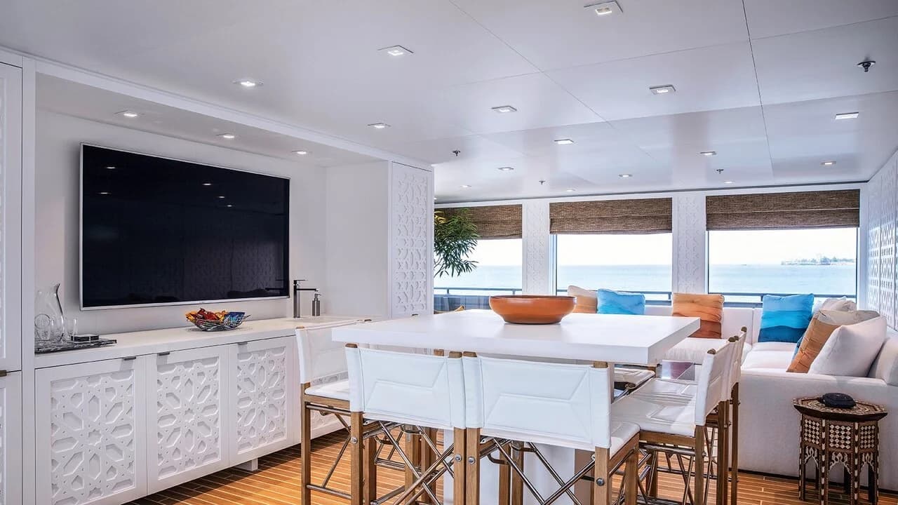 Hodor guest lounge interior